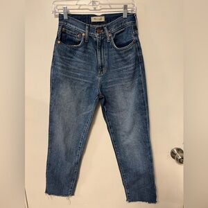 Madewell The Mom Jean with Raw Hem size 24